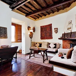 Vicolo Del Cinque Penthouse | Romeloft Rome